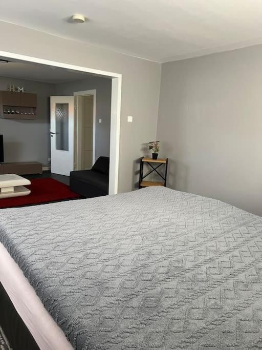Gesamte Wohnung Mit Parkplatz Halstenbek المظهر الخارجي الصورة